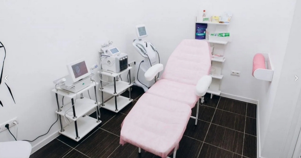 картинка Держатель для одноразовых простыней, 80см от магазина ЭпилСити